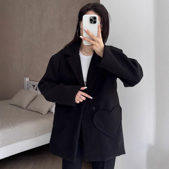 Fashion oversized coat for women with large pockets and chic lapels