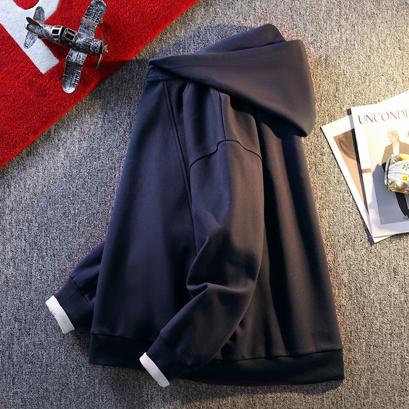 Urban hoodie for women with an innovative cut and breathable material Lune London