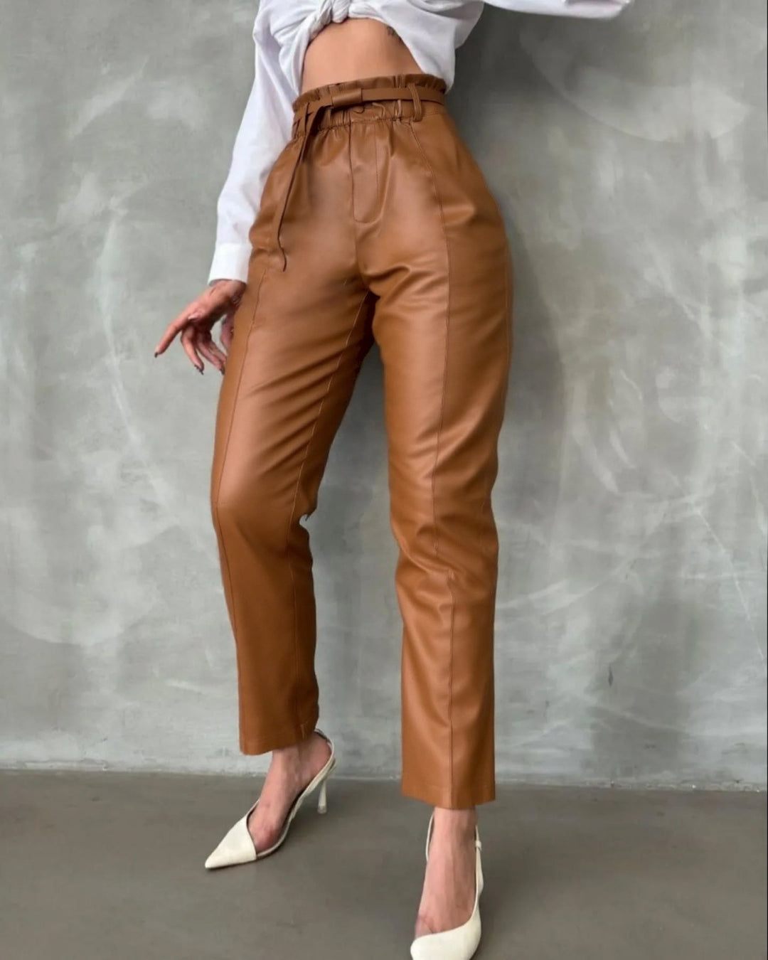 High-waisted faux leather pants for ladies with belt Lune London