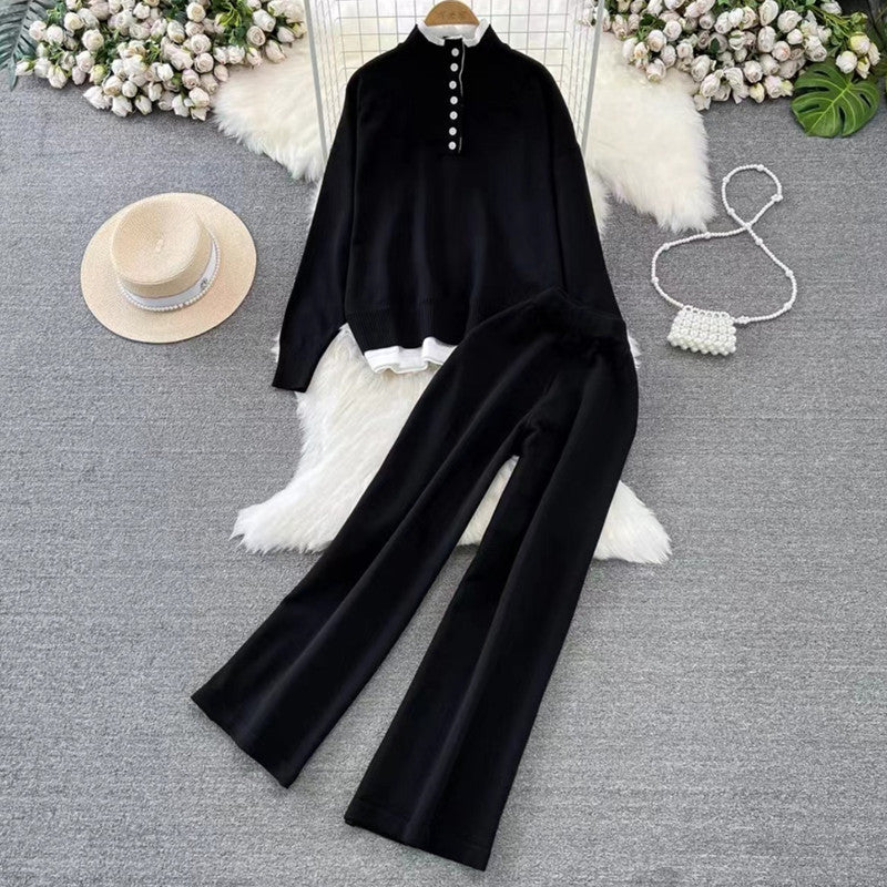 Women’s loungewear set with high ribbed structure and button details Lune London