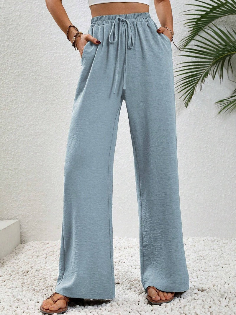 Casual palazzo pants for women with elastic waistband and practical pockets Lune London