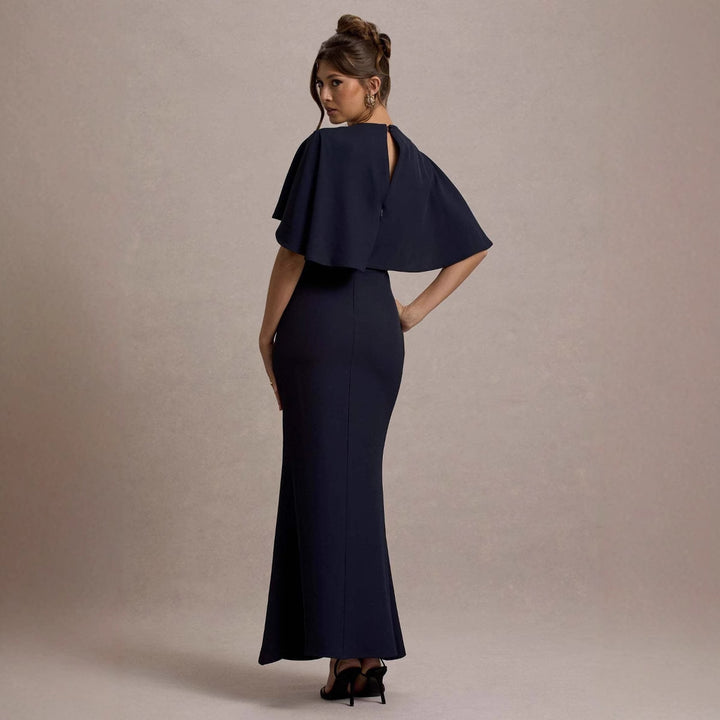 Elegant evening dress for women with a flowy cut and trendy short sleeves Chic & Stil