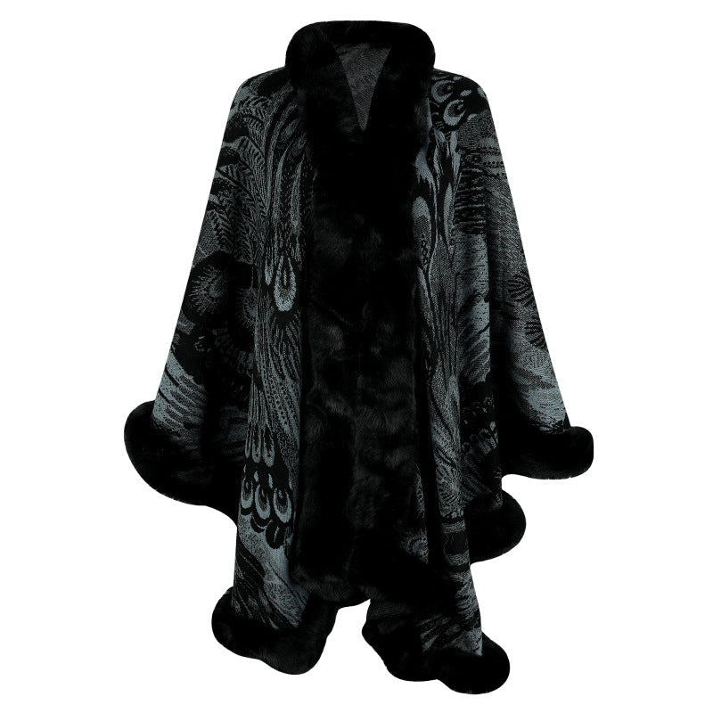 Lune London | Women's luxurious poncho with decorative fleece heat protection