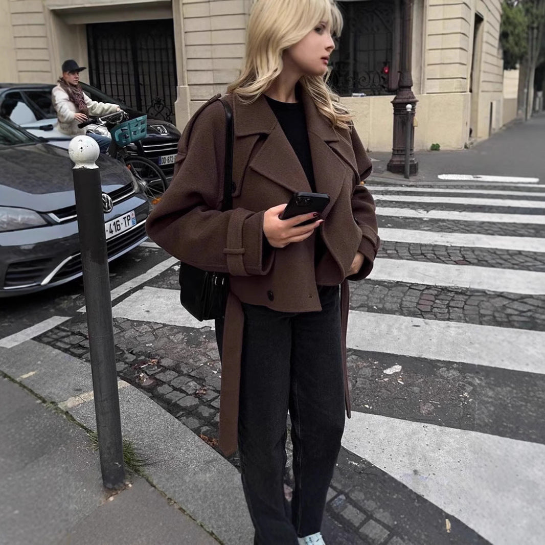 Fashionable oversized wool jacket for women with double-breasted buttons Lune London