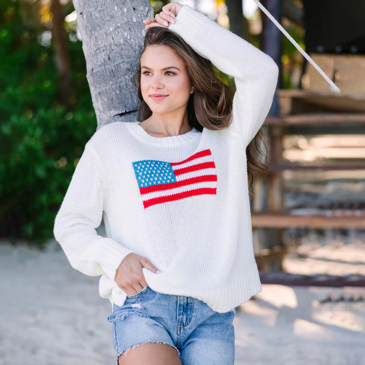 Trendy sweater for women with United States flag embroidery in airy cotton Lune London