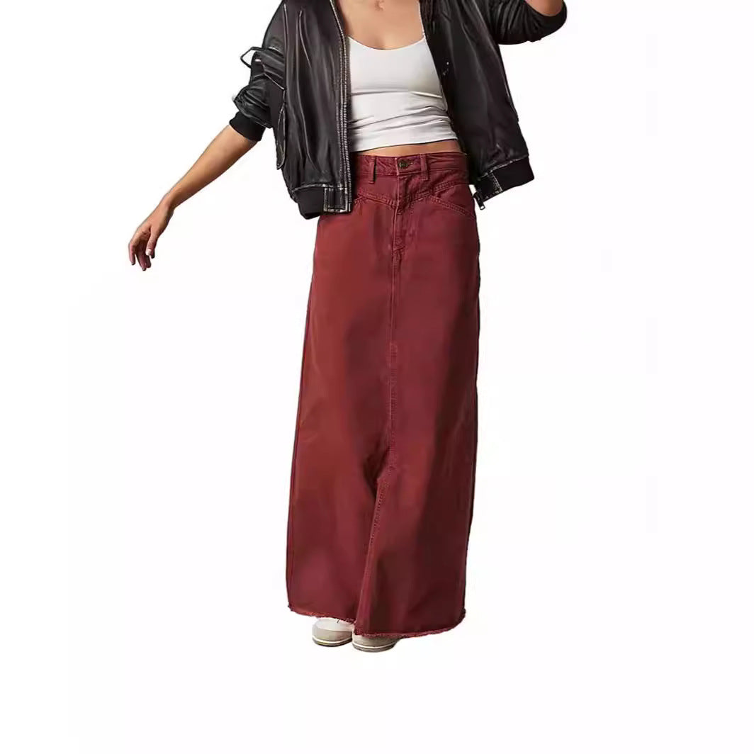 Women's maxiskirt made of black denim with side pockets and casual cut Lune London