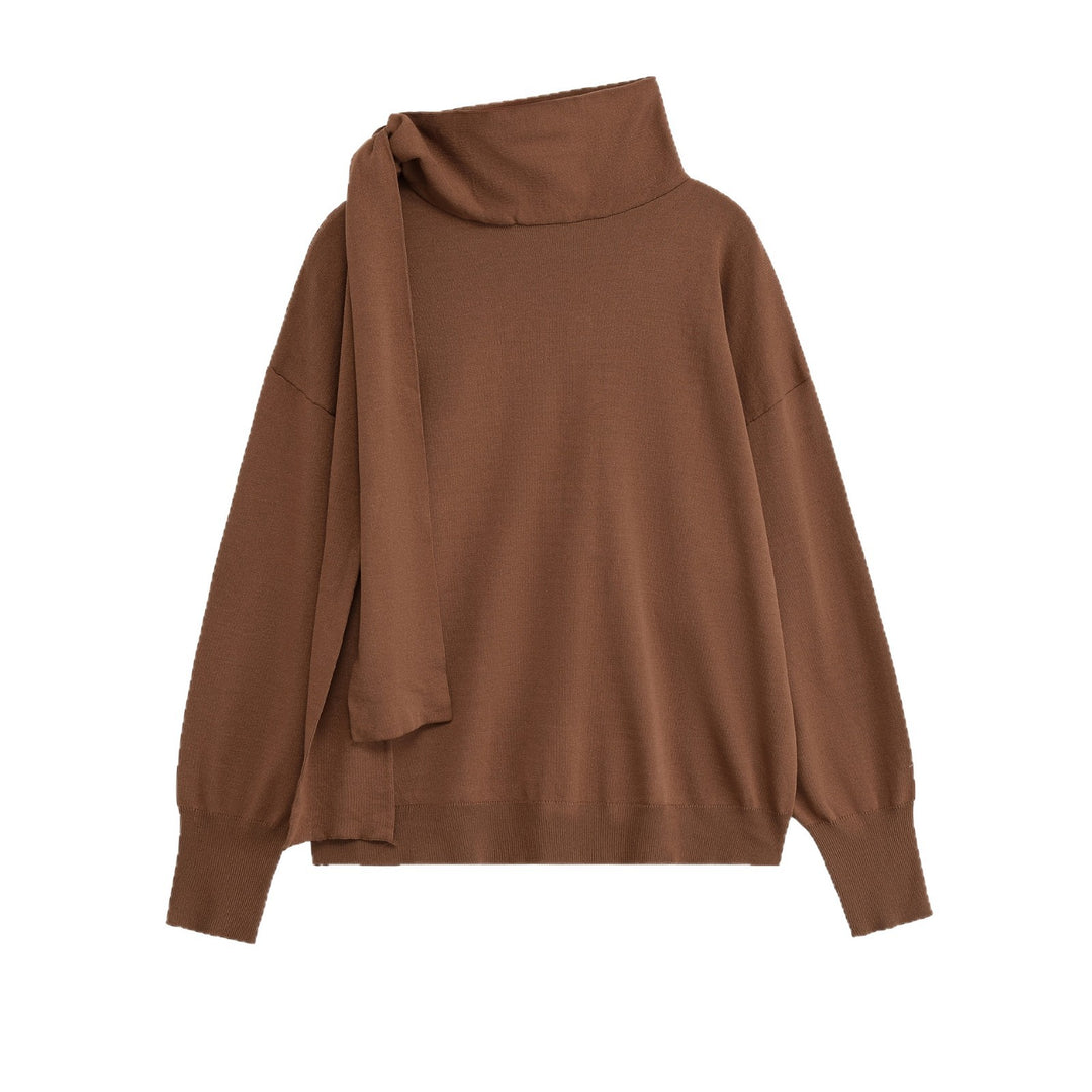 Casual knitted sweater for women with asymmetric collar Lune London