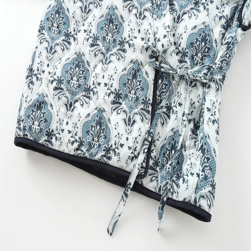 Elegant jacquard jacket for women with tie belt and luxurious pattern Lune London