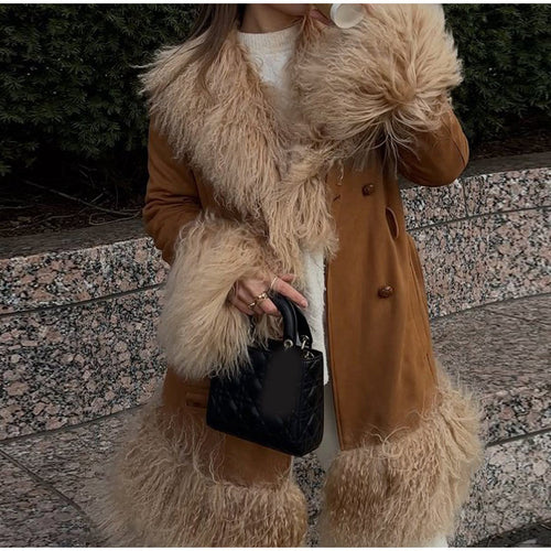 Oversized winter coat for women with luxurious faux fur collar Lune London