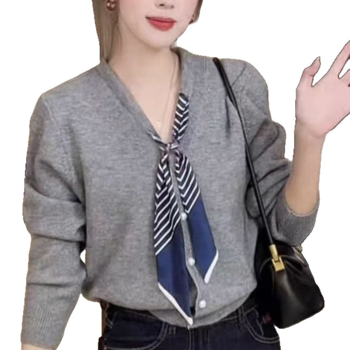 Pull élégant pour femmes avec écharpe à la mode Chic & Stil