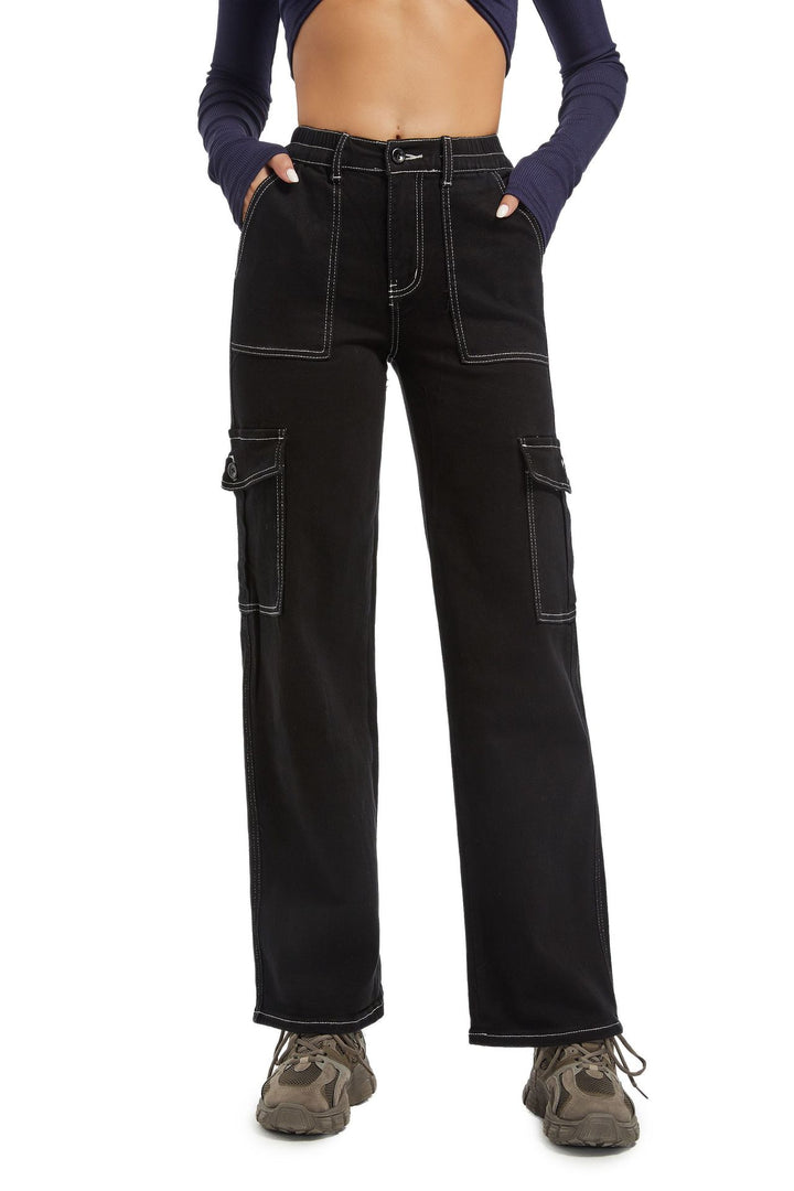 Casual style cargo pants for women with practical side pockets Lune London