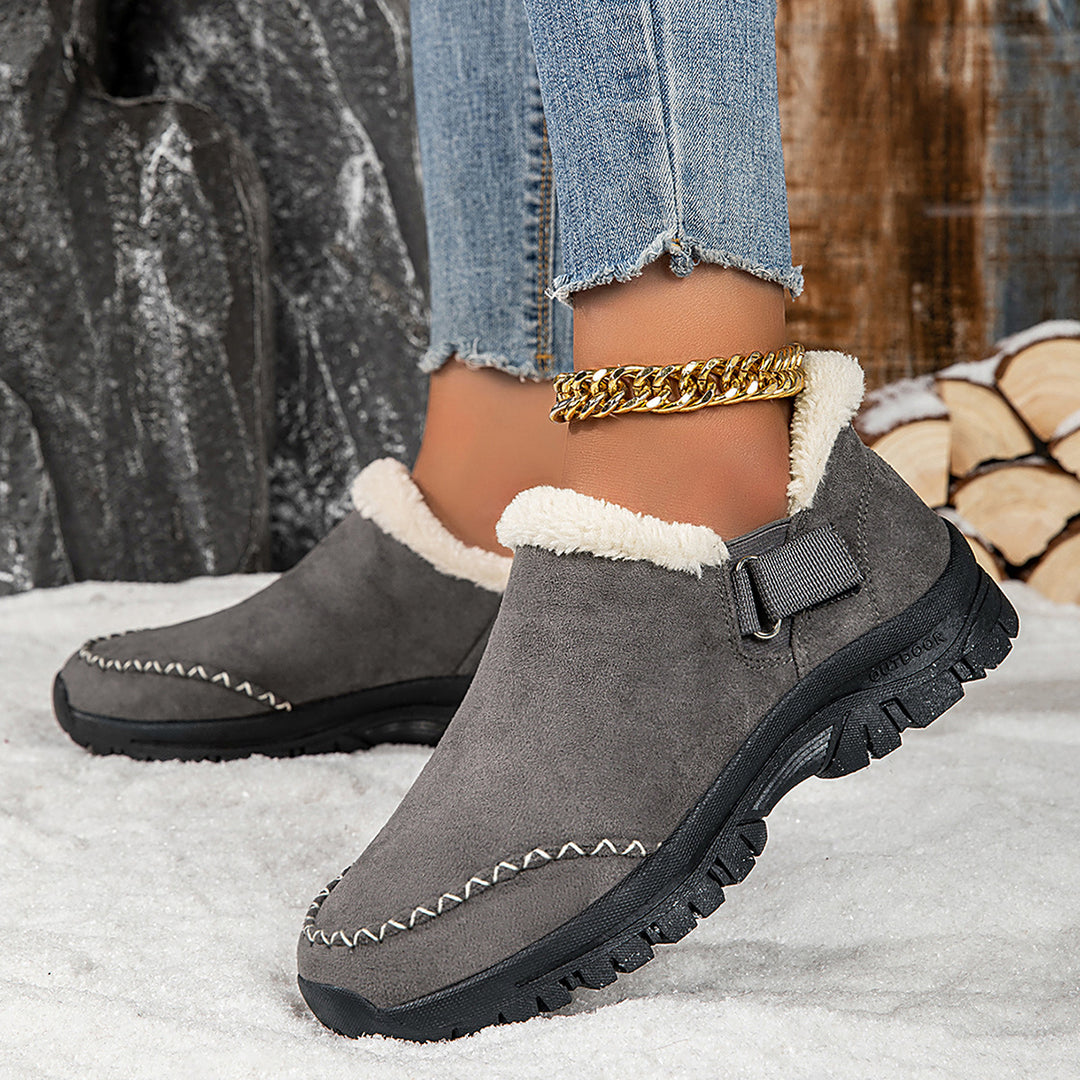 Women cozy slippers with non-slip sole and warm lining Lune London