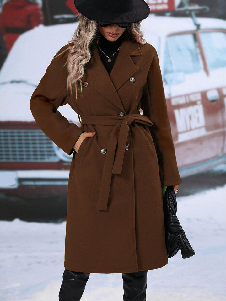 Elegant women's overcoat with tie belt and double row of buttons Lune London