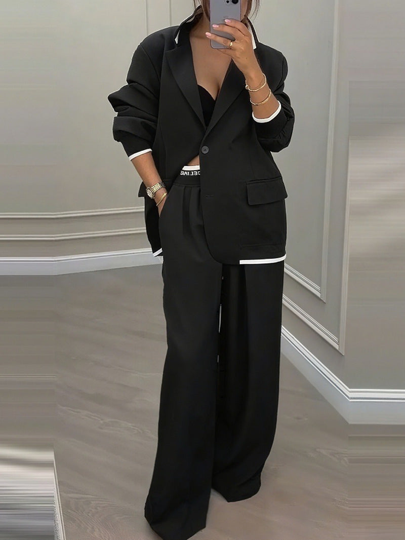 Ensemble blazer et pantalon élégant pour femmes avec coupe large et design moderne Chic & Stil