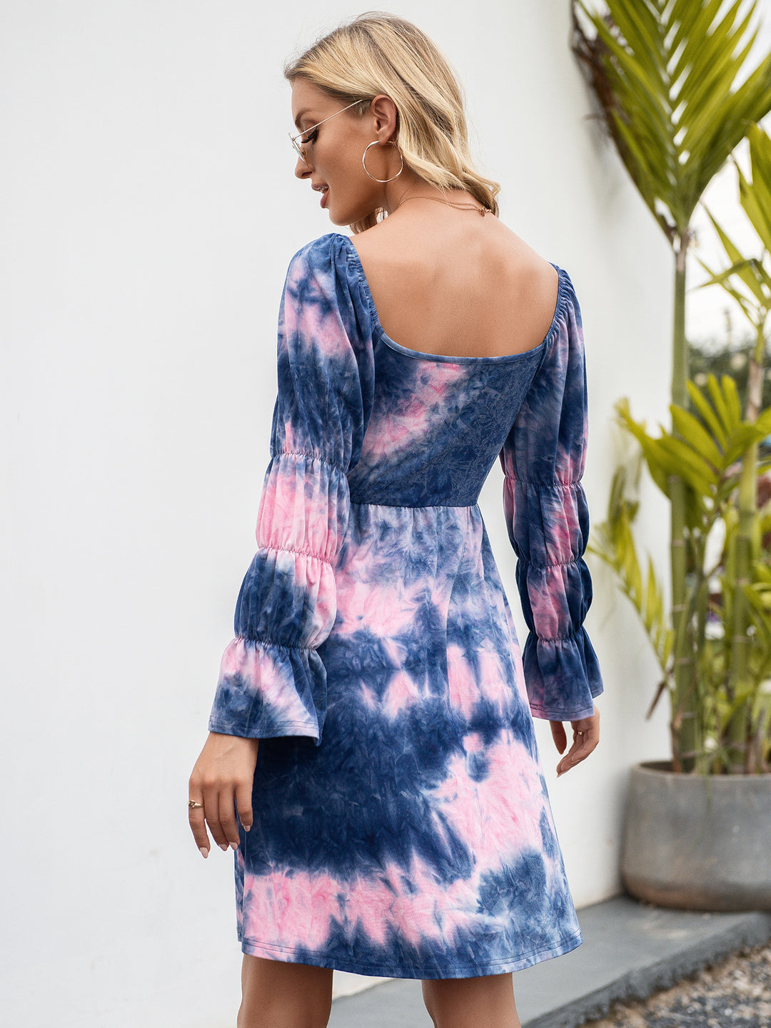 Casual dress for women with puff sleeves and a trendy color gradient Lune London