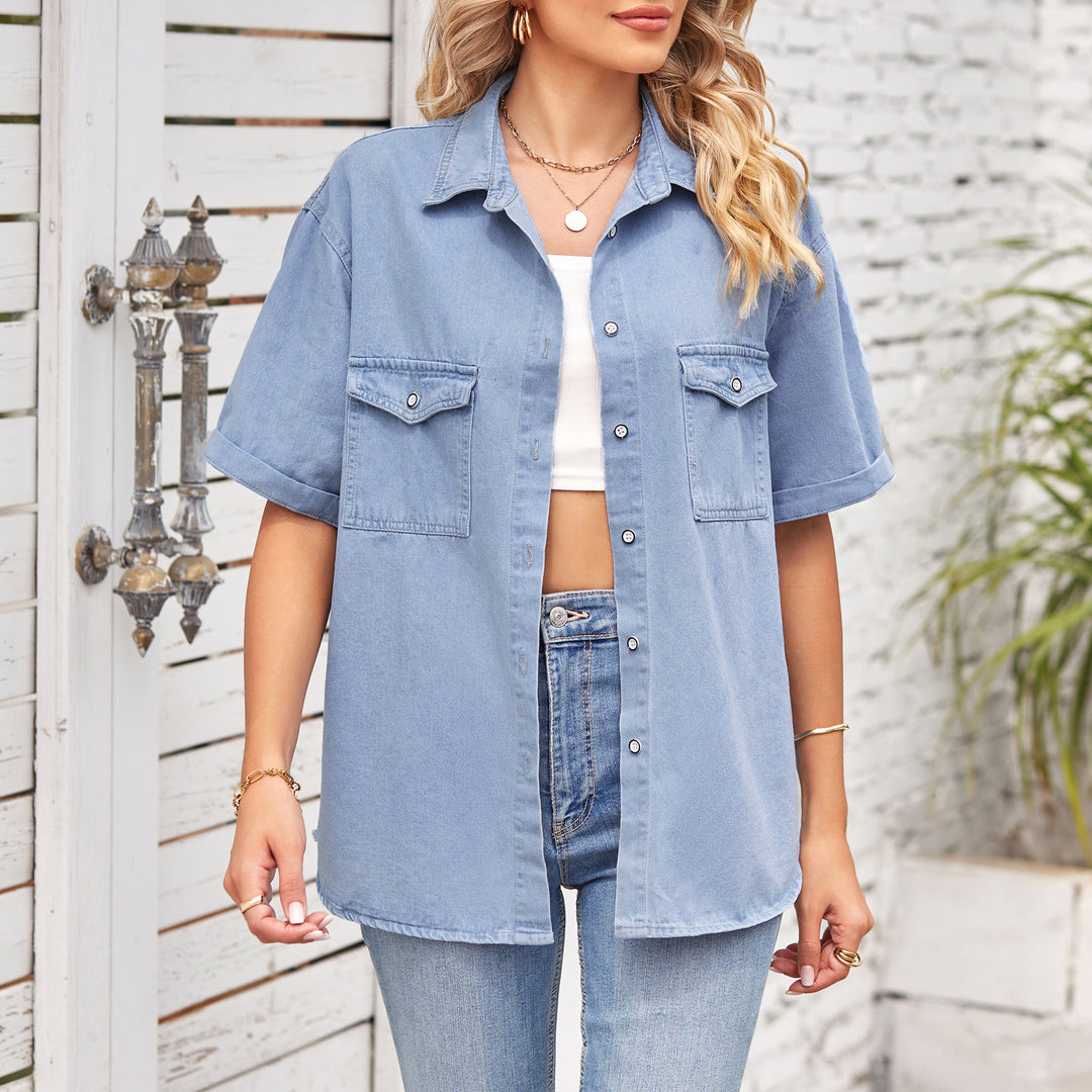 Casual denim jacket for women with practical pockets Lune London