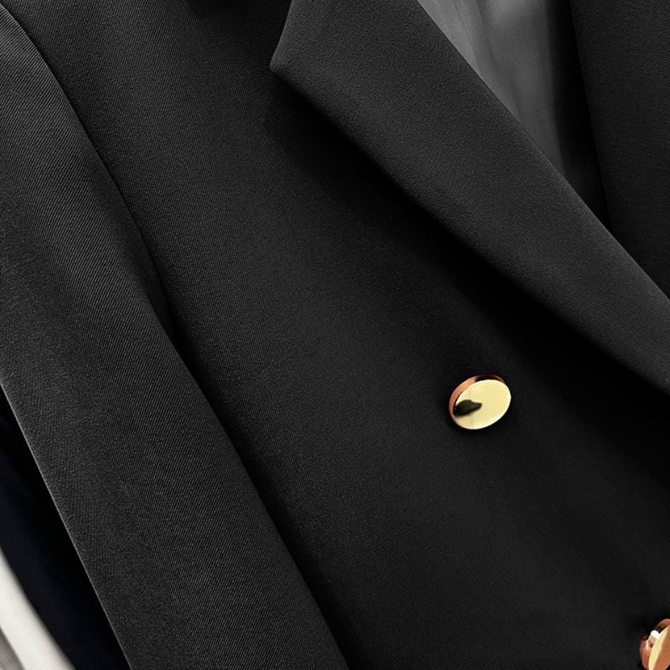 Blazer élégant et moderne pour femmes avec double boutonnage Chic & Stil