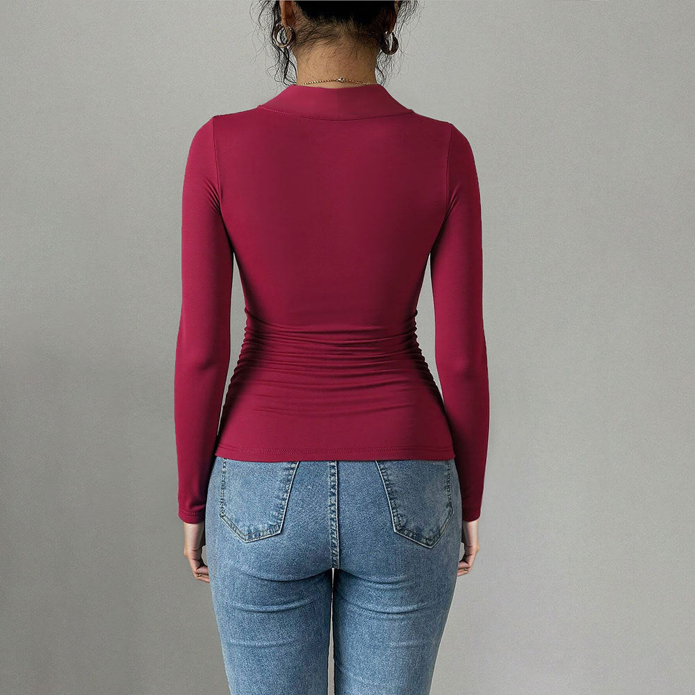 Le corps épouse les formes pour femmes avec décolleté en cœur élégant et détails drapés Chic & Stil