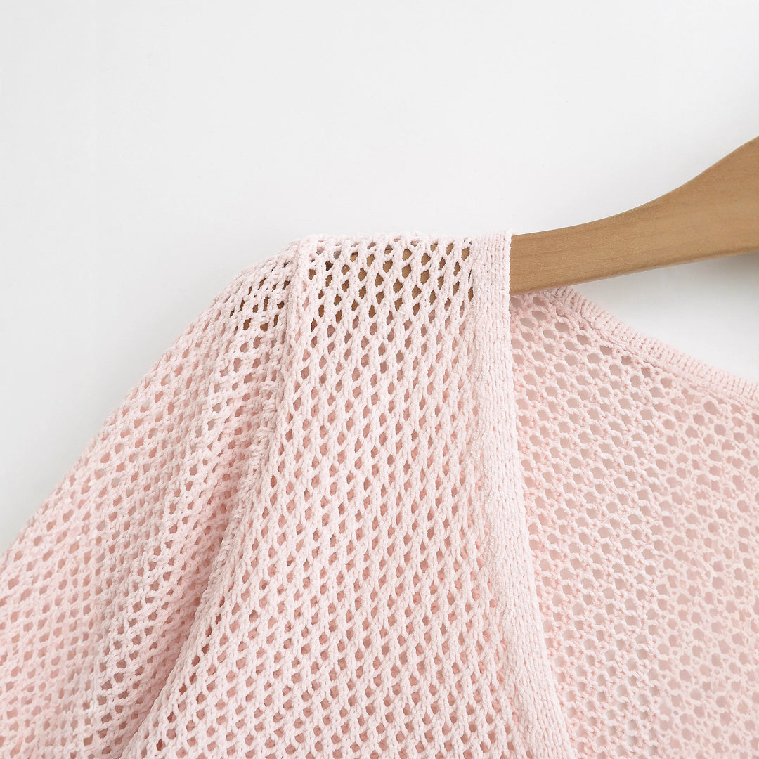 Knit sweater for women with V-neckline and lace Lune London
