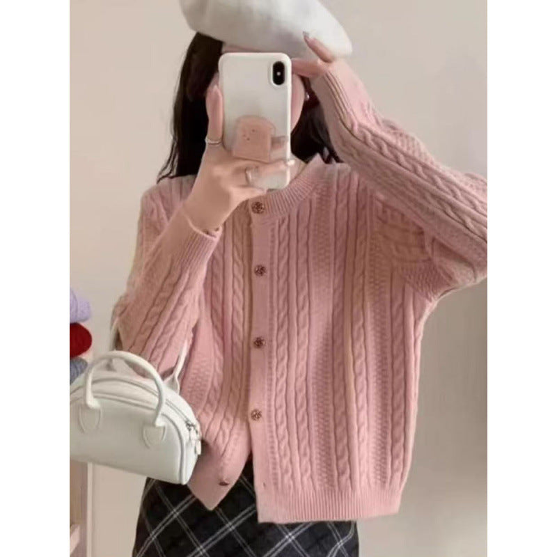 Cardigan élégant pour femmes avec motif en jambes et boutons décoratifs Chic & Stil