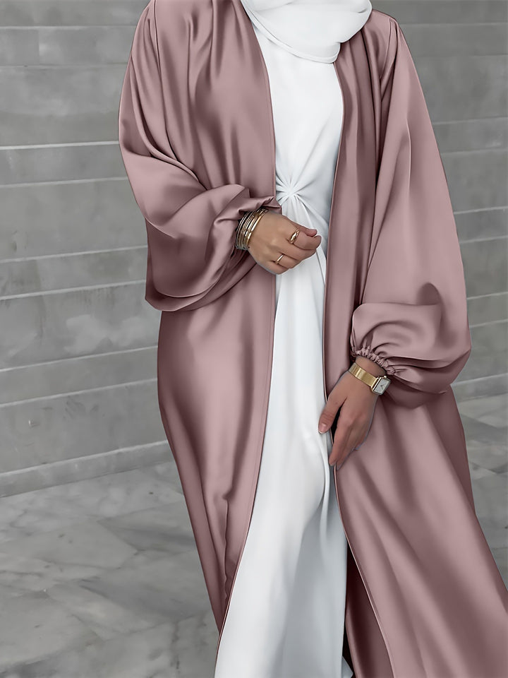 Ladies elegant long cardigan in fluid fabric with a loose fit Lune London