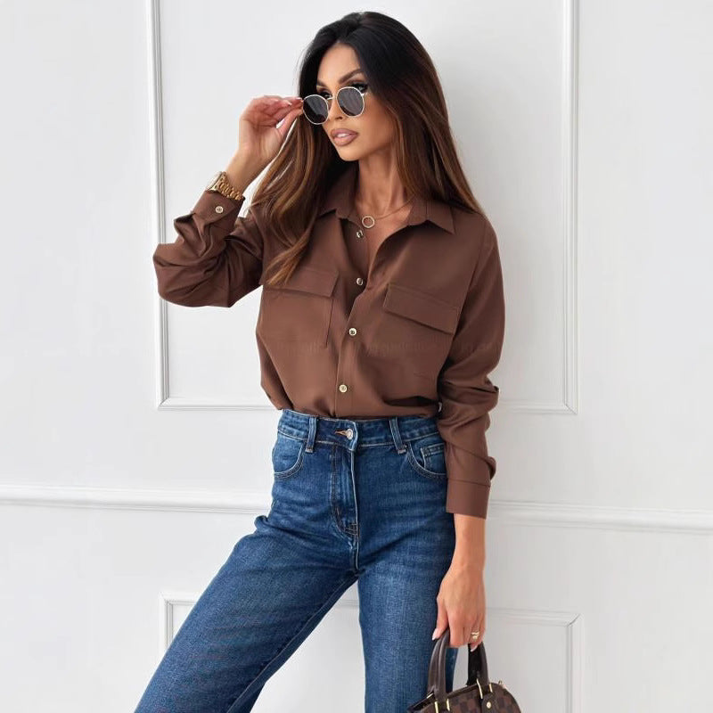 Elegant women's blouse with practical chest pockets and classic collar Lune London