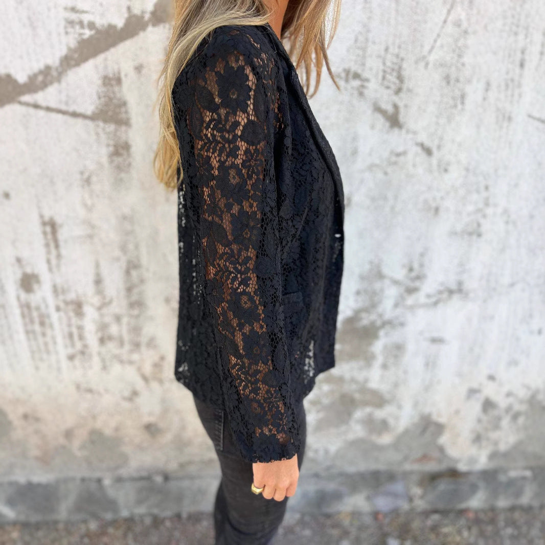 Transparent lace jacket for women with a modern cut and an elegant detail Lune London