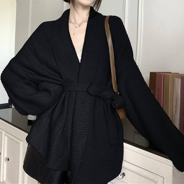 Casual knit jacket for women with belt and voluminous sleeves Lune London