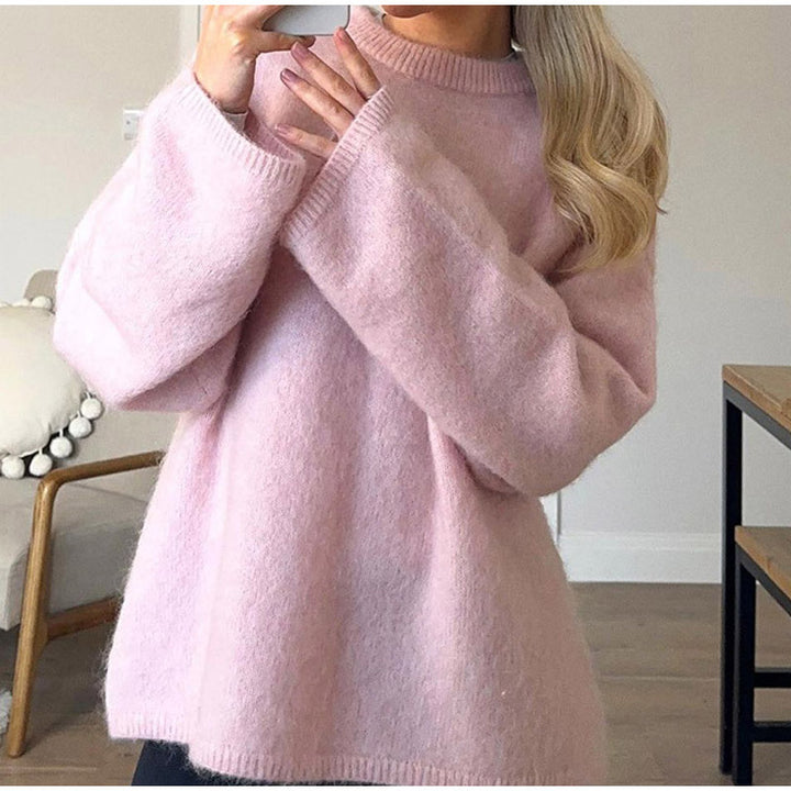 Oversized cozy sweater for women with a loose fit Lune London