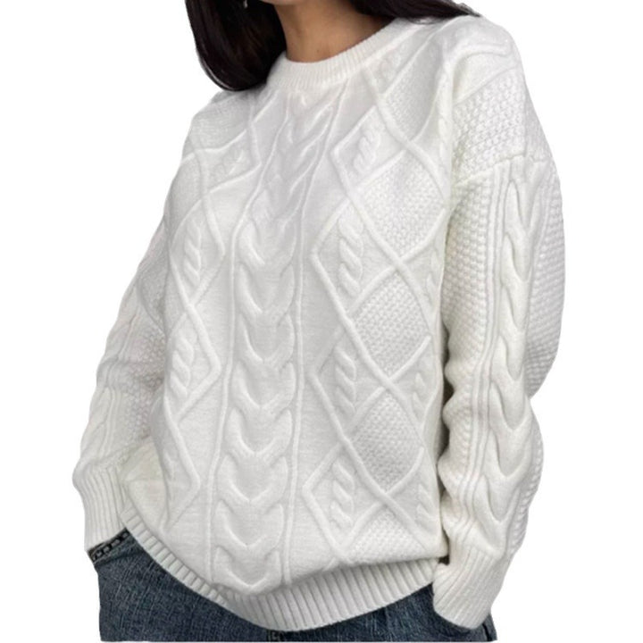 Oversized knitted sweater for women with cable knit pattern Lune London