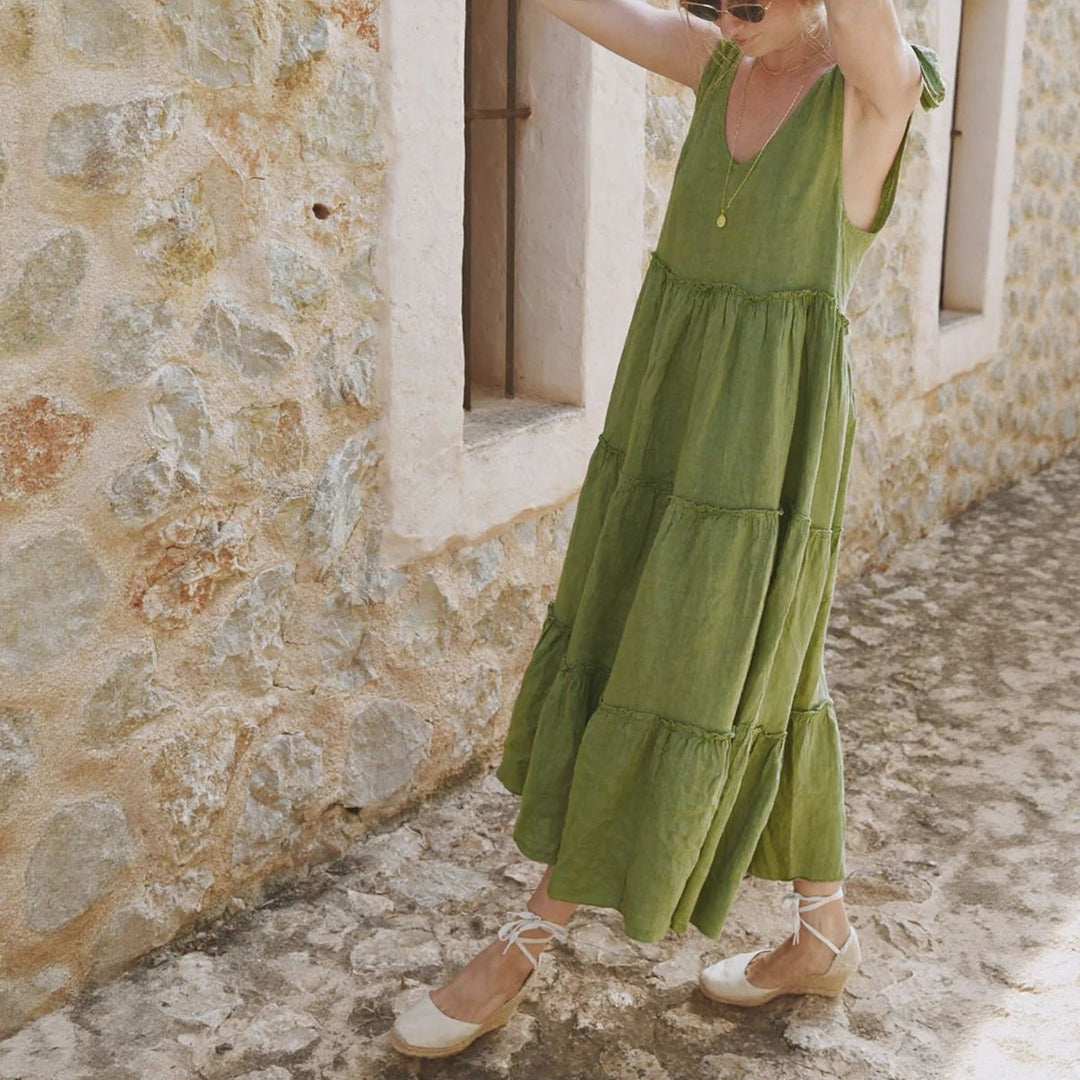 Maxi dress with tiers for women with adjustable straps Lune London