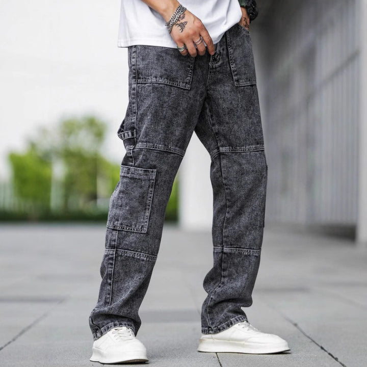 Men's cargo pants with modern pockets and relaxed fit Lune London