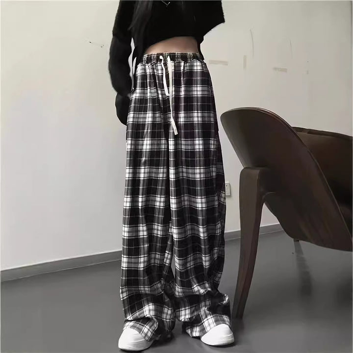Wide plaid trousers for women with elastic waistband and tie belt Lune London
