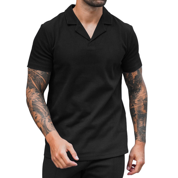Short sleeve shirt for men with classic Henley collar and textured surface Lune London
