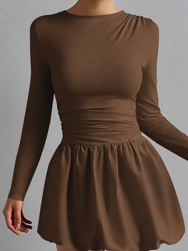 Women’s figure-flattering dress with long sleeves and gathered hem Lune London
