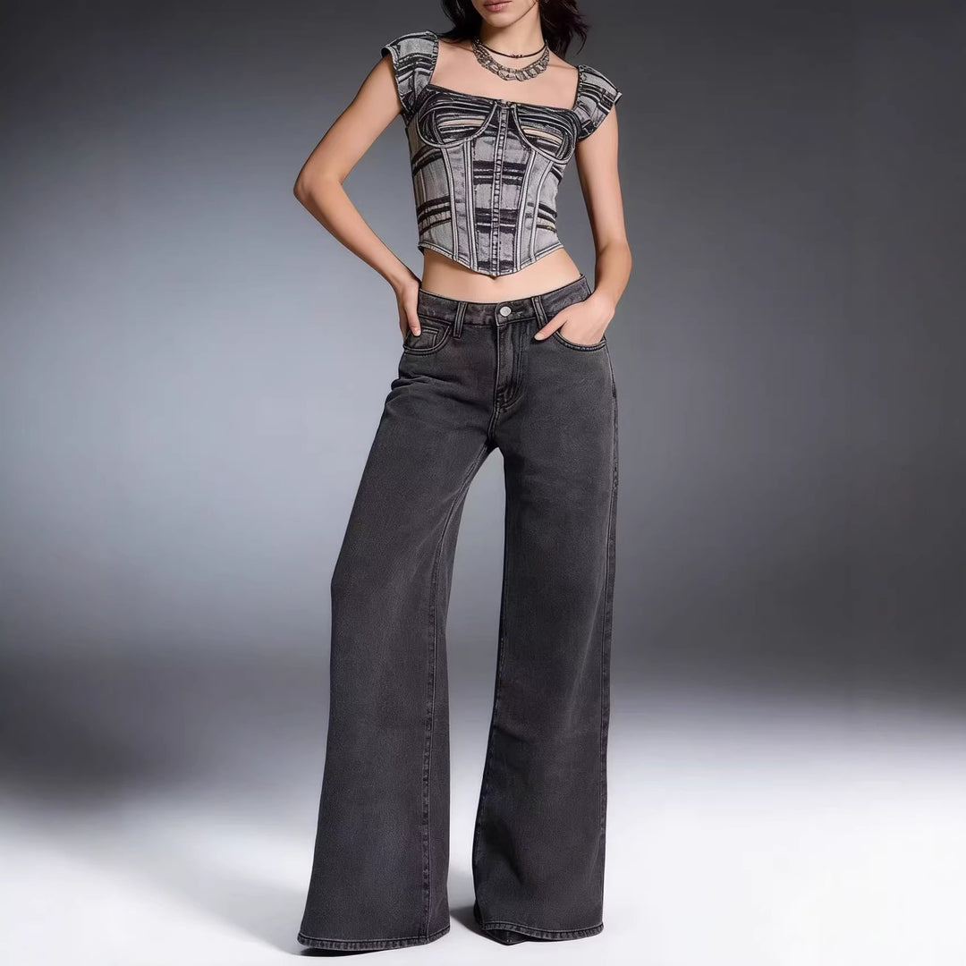 Women wide denim pants with vintage wash and high-waisted waistband Lune London