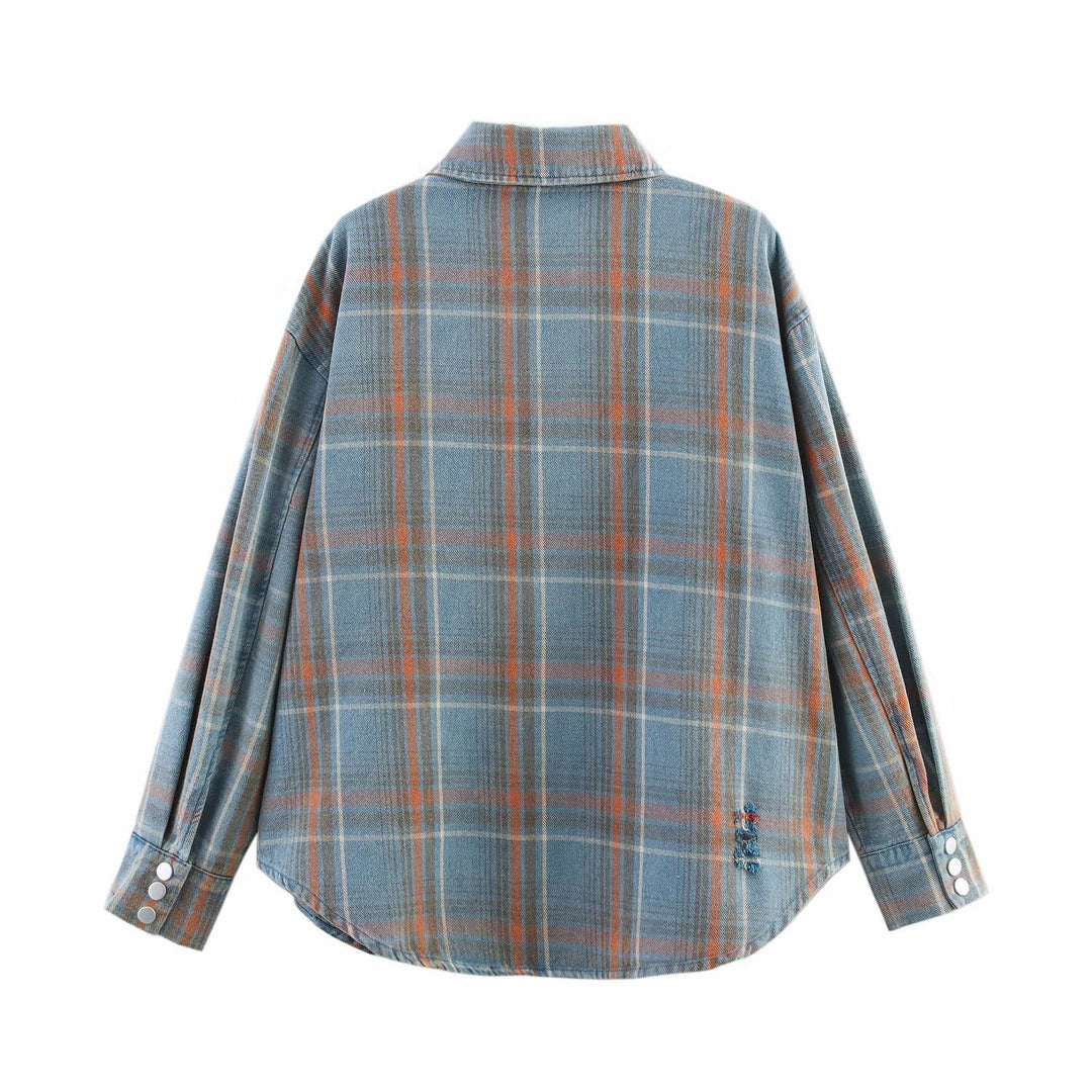 Casual carrot pants for women with wide leg and oversized shirt Lune London