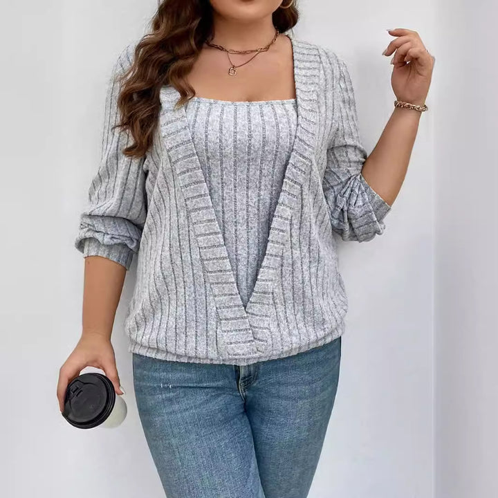 Casual knit sweater for women with deep V-neck and ribbed texture Lune London
