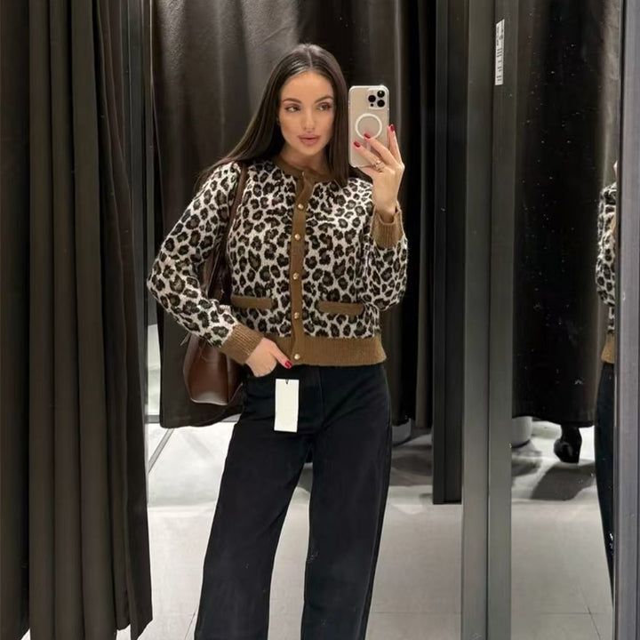 Cardigan en tricot confortable pour femmes avec imprimé animal et poches pratiques Chic & Stil
