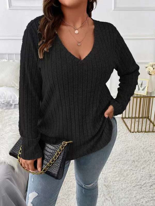 Ladies long sleeve V-neck T-shirt with fine ribbed structure Lune London