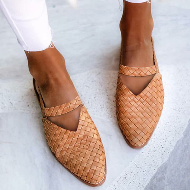 Lune London | The Unique and Comfortable Sandal