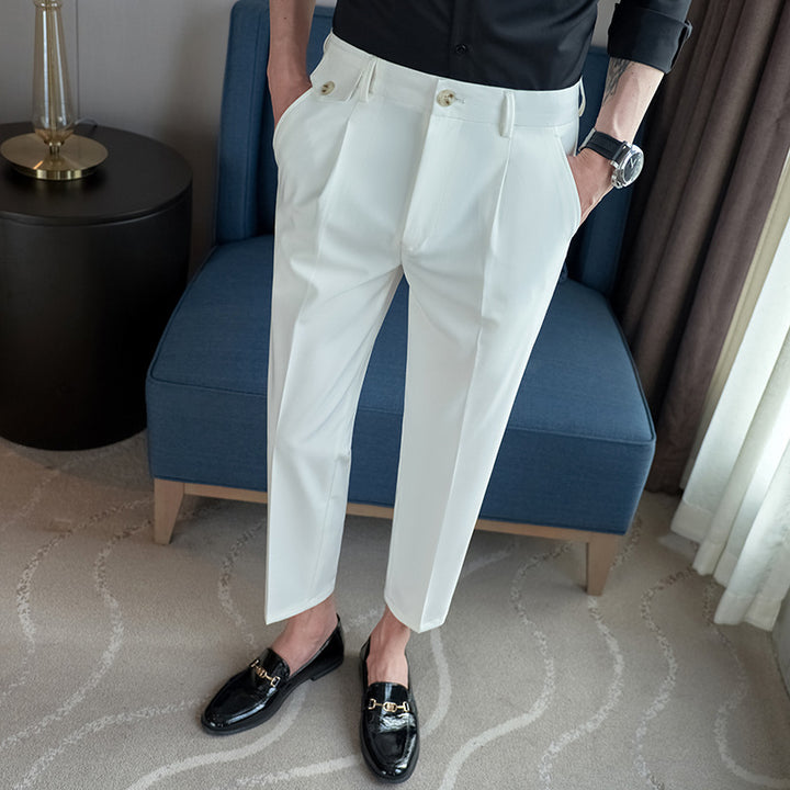 Elegant suit pants for men with modern cut and practical pockets Lune London