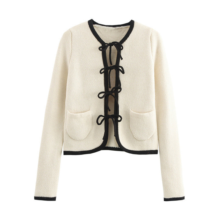Ladies Elegant cardigan with refined knots and chic pockets Style and Chic
