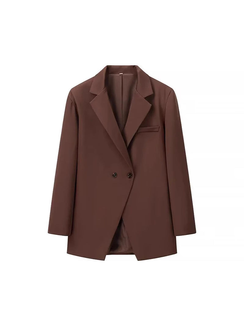 Elegant oversized women’s blazer with double-breasted and practical pockets Lune London