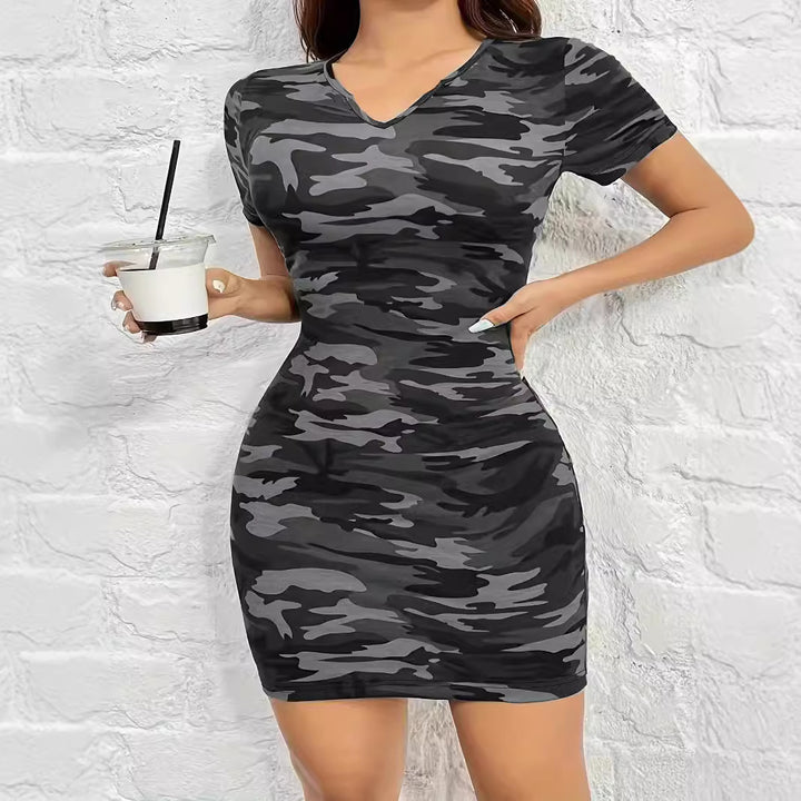 Fitted camouflage dress for women with V-neck and stretchy material Lune London