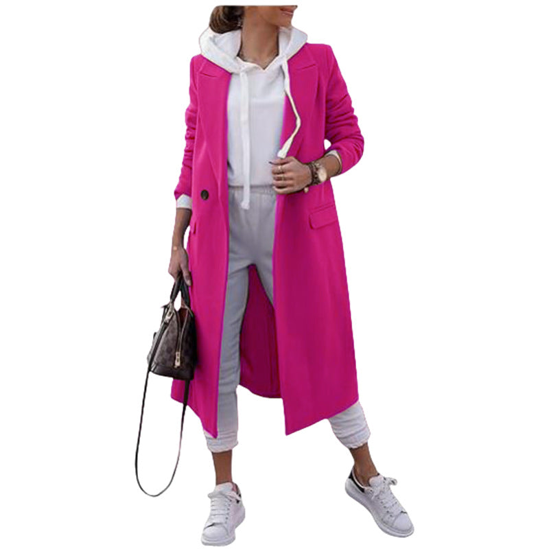 Elegant transition jacket for women with a modern cut and practical pockets Lune London