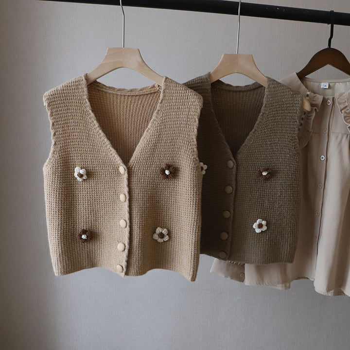 Knit vest for women with floral design and button closure Lune London