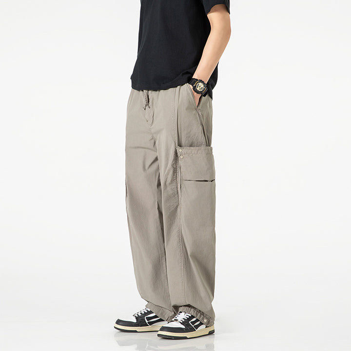 Pantalons cargo décontractés pour hommes avec des poches conçues de manière pratique Lune London