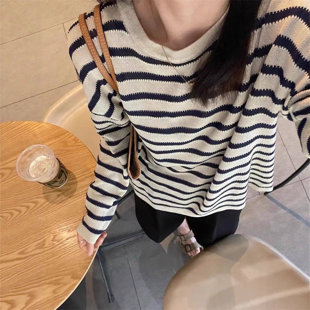 Trendy knitted sweater for women with nautical stripe pattern and relaxed fit Lune London
