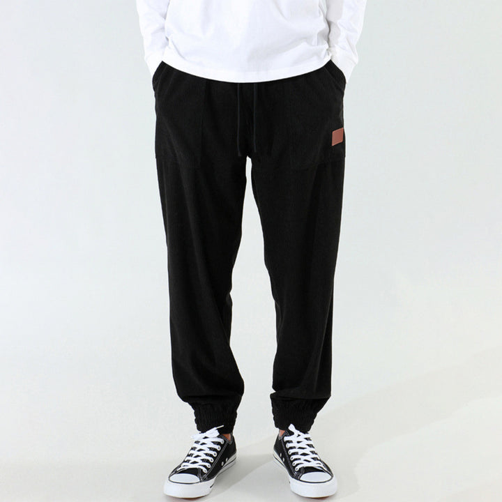Comfortable casual pants for men with elastic waistband and relaxed fit Lune London